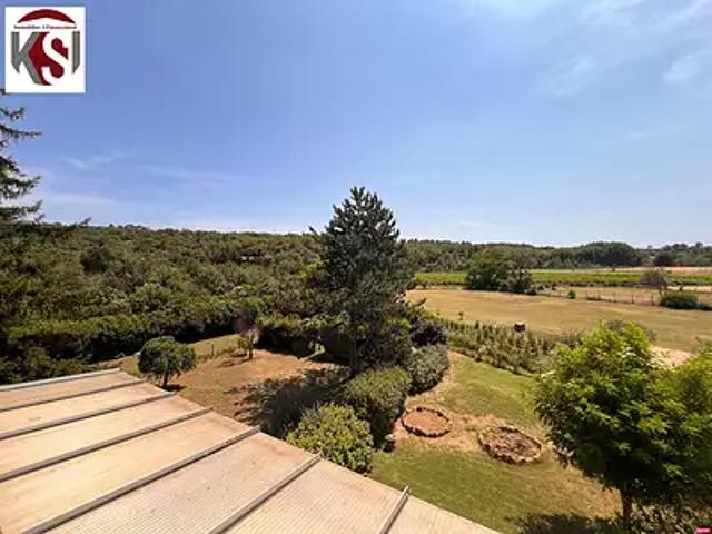 Brue Auriac 83119 Achat / Vente appartement 5 pièces t5 au dernier étage