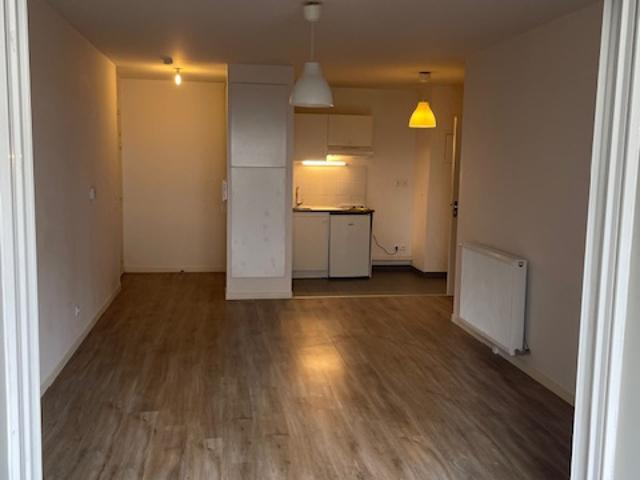 BRUGES CENTRE T2 EXCELLENT ETAT + PARKING