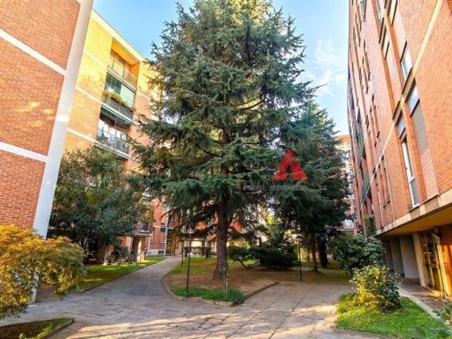 Brugherio centrale 3 locali di 90mq Euro 185.000,00