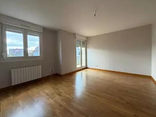 Brumath 67170 Location appartement 3 pièces t3 parking