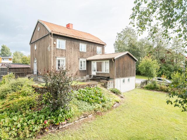 Brunflovägen 20