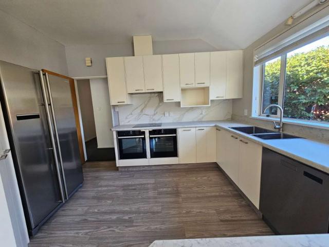 bryndwr, 3 bedrooms