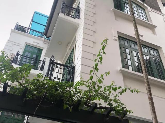 BT TT Ba Đình Hoàng Hoa Thám đẳng cấp thượng lưu, 30m ra phố lớn, MT khủng 130m 24 tỷ