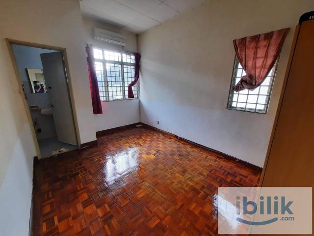 BU2 Middle Room