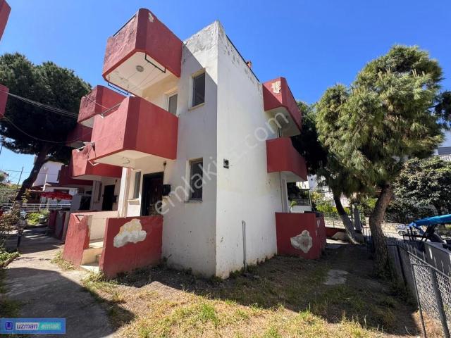 Bu Fırsat Kaçmaz Plaja 300 Metre Bahçeli Harika Yazlık