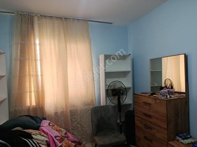 Büşra Gayrimenkulden Yalıköy Sitesinde Satılık Daire 2+1 80m2