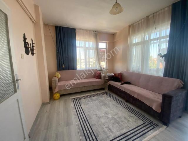 Büşra Gayrimenkulden Parkköyde Denize Yakın Satılık Daire 1+1