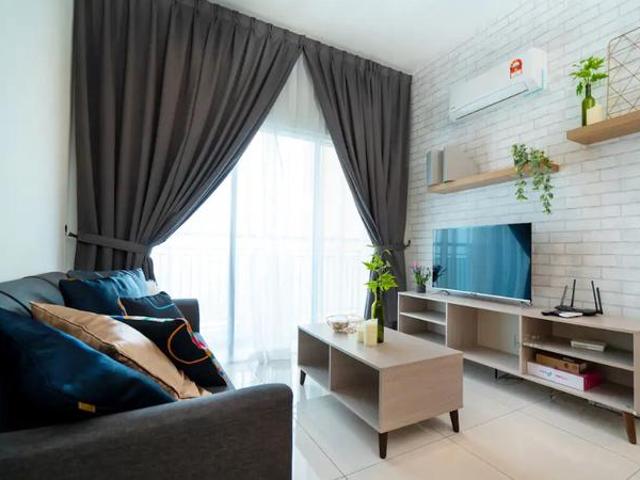 BUMI LOT 550sf Freehold Ready Move In Walk to MRT Shop Link TRX