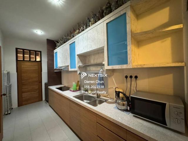 Bumi lot 2 storey terrace end lot unit @ the green precinct, can sell to non bumi but need to apply bumi release consent