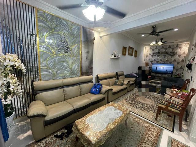 bumi lot TMN PULAI INDAH single storey terrace fully reno extended