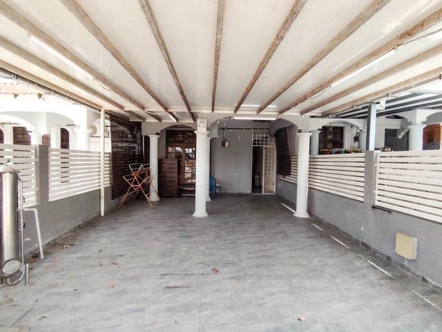 Bumi Lot Two Storey Bandar Baru Bangi Seksyen 4 Renovated