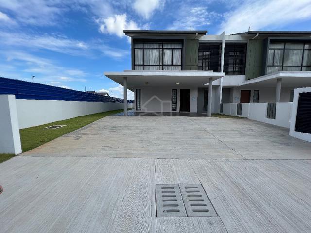 Bumi Lot with Freehold only 698K Free SNP Loan Fees Free MOT 0 DP