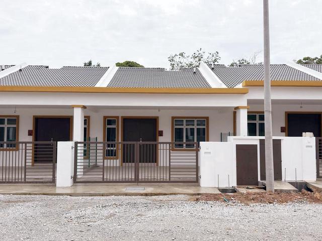 BUMI Lot End Lot Extra Land 0 Downpayment Single Storey Bukit Katil