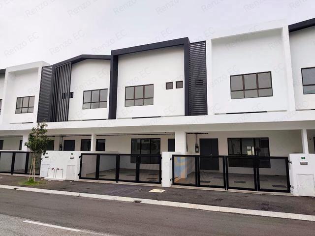 Bumi Lot Guarded Double Storey Terrace house Ipoh Jalan Kuala Kangsar