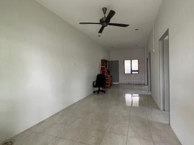 BUMI LOT Single Corner at Stutong Stampin Baru Kuching