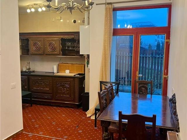 Buna Ziua l 4 camere l Curte 600 MP l 140 MP Utili