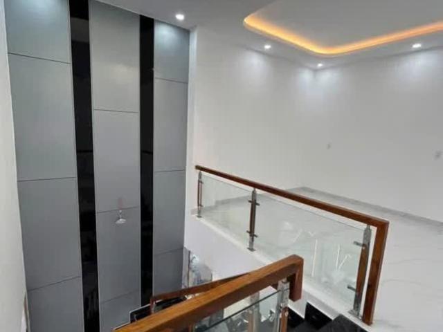 Bùng Nổ! Nhà Phố 112m² Gần Chợ Bình Chánh, Giá Siêu Ưu Đãi Chỉ 2.55 Tỷ!