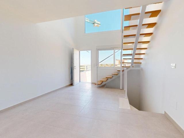 Bungalo de obra nueva en Gran Alacant: listo para entregar. 124m² Alacant