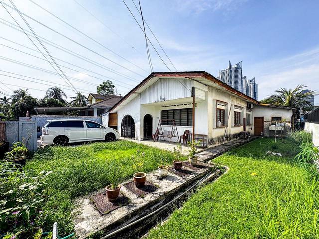 Bungalow 1 Storey Jalan Enggang Utara KERAMAT KL