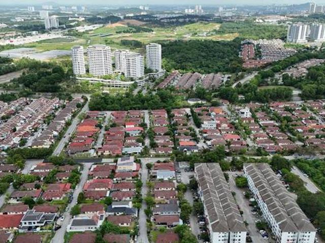 Bungalow 1st Sty Taman Kota Perdana Bdr Putra Permai Seri Kembangan