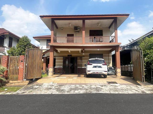 BUNGALOW 2 TINGKAT LAMAN KEMBoJA KOTA SERIEMAS