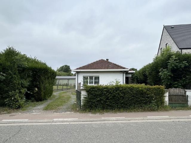 Bungalow te koop voor 330000 euro met 1 slaapkamers