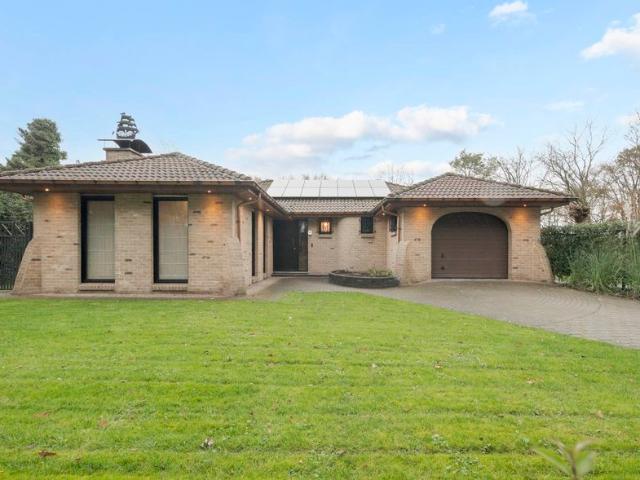 Bungalow te koop voor 495000 euro met 2 slaapkamers