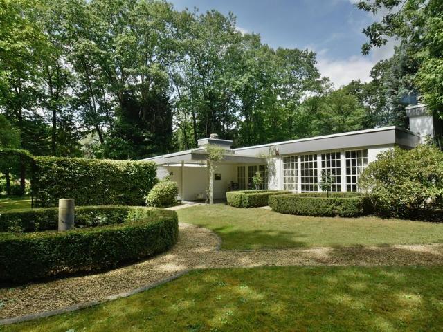Bungalow te koop voor 839000 euro met 4 slaapkamers
