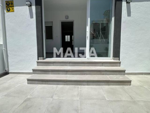 Bungalow totalmente renovado orientado al sur en La Siesta