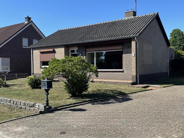 Bungalow, vrijstaande woning semi bungalow te huur in Swolgen
