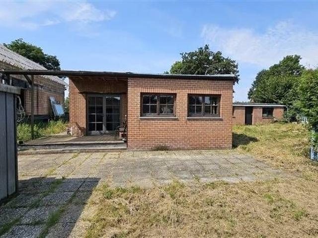 Bungalow à rénover + jardin
