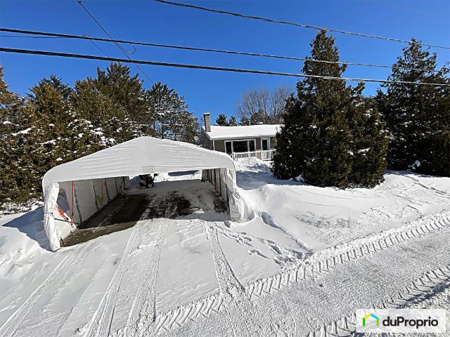 Bungalow à vendre Témiscouata sur le Lac 4 chambres 1 salle de bain #1097