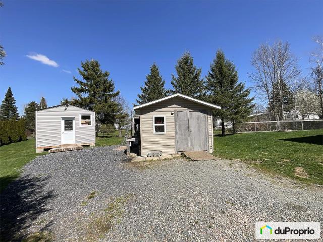 Bungalow à vendre Brigham 2 chambres 1 salle de bain #1101