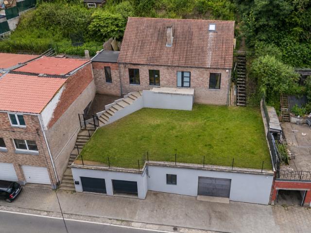 Bungalow à vendre pour 349000 euro avec 4 chambres à coucher