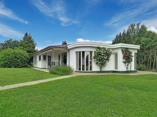 Bungalow à vendre pour 350000 euro avec 4 chambres à coucher