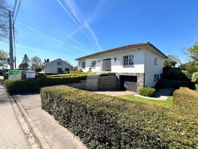 Bungalow à vendre pour 399000 euro avec 3 chambres à coucher
