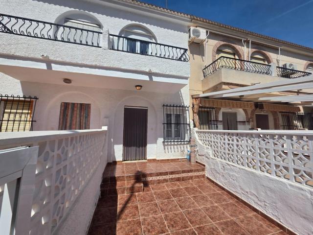 Bungalow a 150 metros de Gran Playa con dos terrazas y orientación Este Oeste