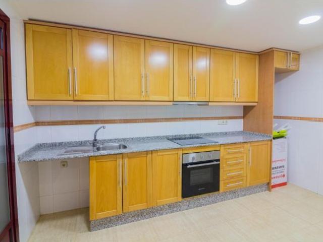 BUNGALOW ADOSADO EN DESAMPARADOS ORIHUELA