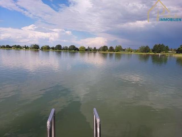 BUNGALOW AM SEE IN DIREKTER 1.REIHE UFERPARZELLE