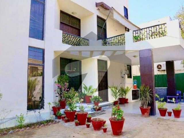 Bungalow Available For Sale