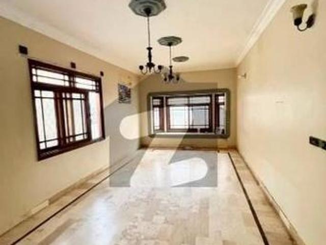 Bungalow Available For Sale* Gulshan e Iqbal Block 13/D
