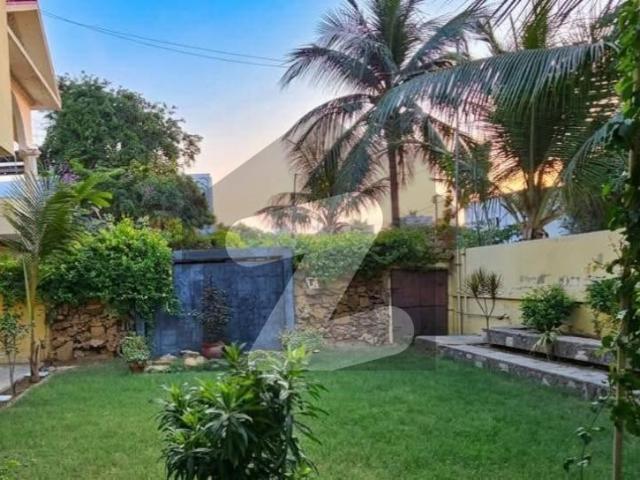 BUNGALOW Available RENT 500 Square Yards Orientation: West Open Excellent ventilation & natural light DHA Phase 5