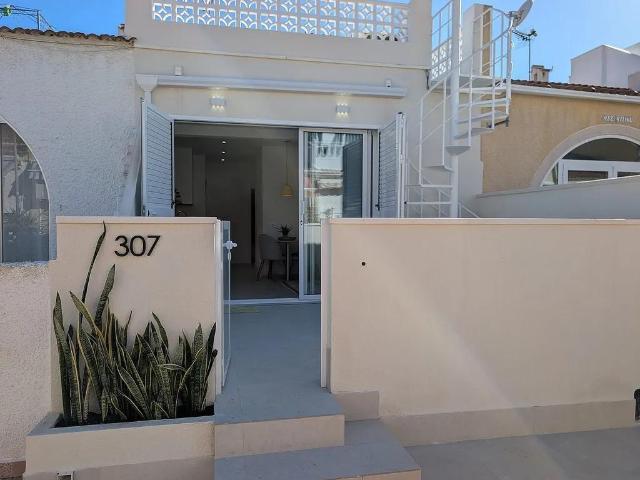 BUNGALOW BAJO 2 HABS TOTALMENTE REFORMADO MODERNO 148.900€