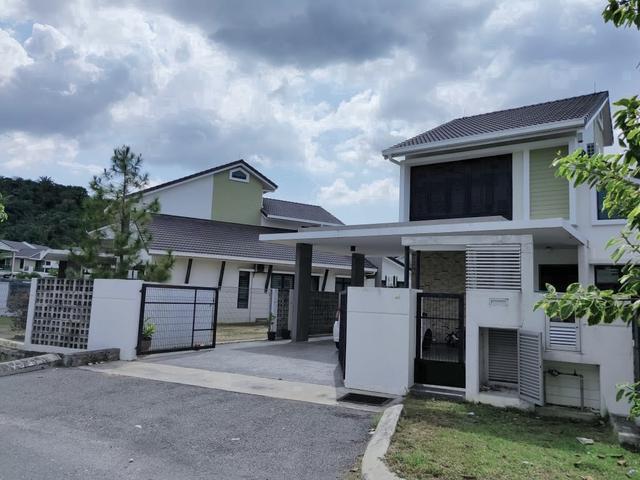 Bungalow Berlian Puncak BestariHuge Land 4500 sqft Partial Furnish