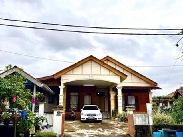bungalow cantik fully reno taman bukit bayu sg petani
