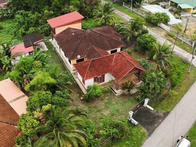 BUNGALOW CORNER LOT 1 Storey Taman Koperasi Serkam Merlimau