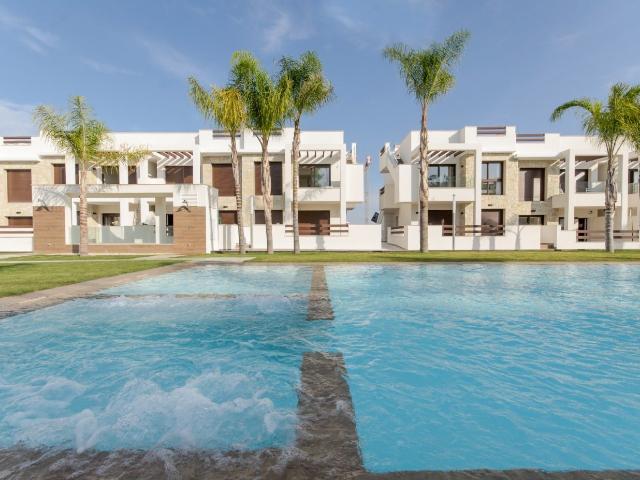 BUNGALOW DE 2 DORM. DE NUEVA CONSTRUCCIÓN EN COMPLEJO RESIDE. 63m² Torrevieja