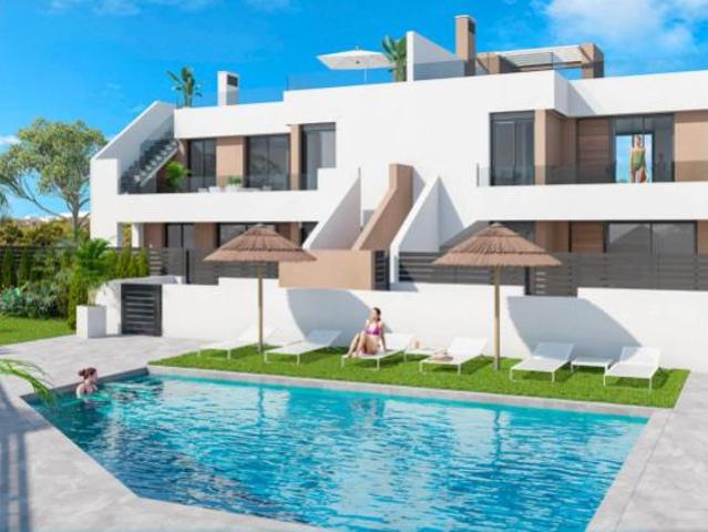 Bungalow de 2 dormitorios en Vera Playa Almería
