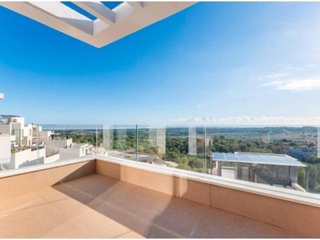 Bungalow de obra nueva, totalmente amueblado y listo para entrar a vivir con piscina privada – San