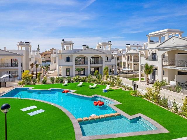 Bungalow de planta baja de 3 dormitorios con jardín privado. 107m² Ciudad Quesada